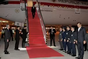 Presiden Joko Widodo (Jokowi) tiba di Bandara Internasional Soekarno-Hatta, Kota Tangerang, Banten, Minggu, (19/11/2023) sekitar pukul 03.10 WIB. foto: ist