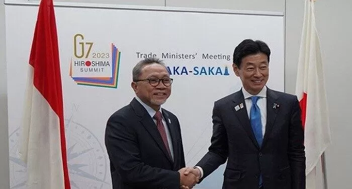 Menteri Perdagangan (Mendag) RI Zulkifli Hasan dan Menteri Luar Negeri (Menlu) Jepang Kamikawa Yoko. foto: ist