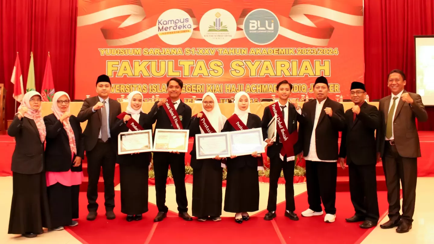 Wisuda Fakultas Syariah UIN KHAS Jember. foto: ist