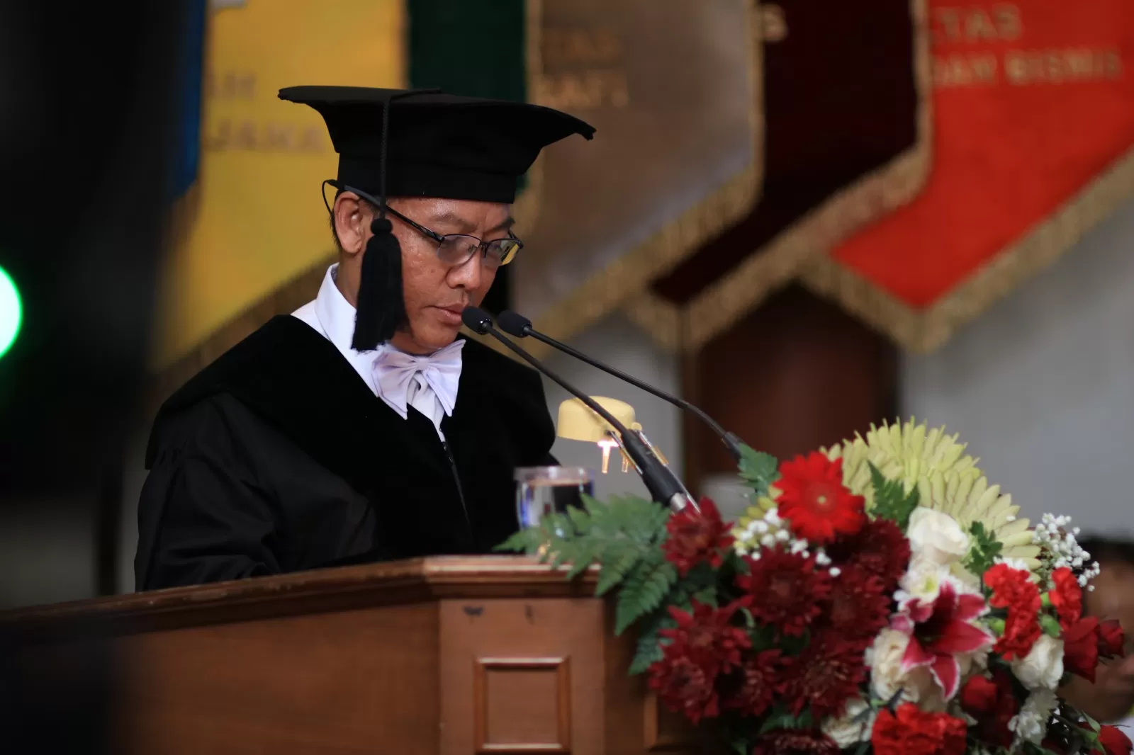Pengukuhan Guru Besar UGM Prof. Dr. Agus Heruanto Hadna, SIP, M.S