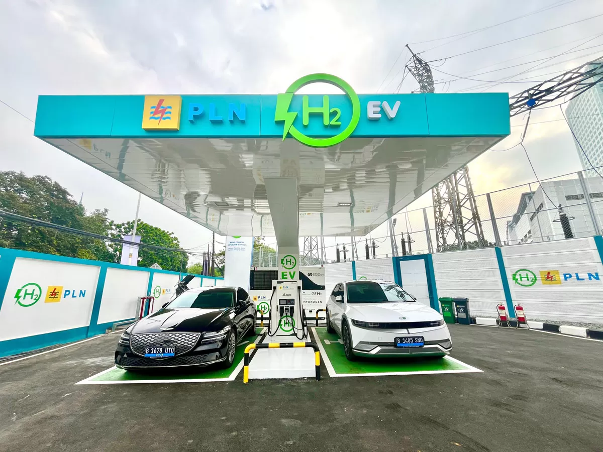 Peresmian Pilot Project Hydrogen Refueling Station (HRS) dan Green Hydrogen Plant (GHP) PLTP Kamojang, Rabu (21/2/2024). foto: ist