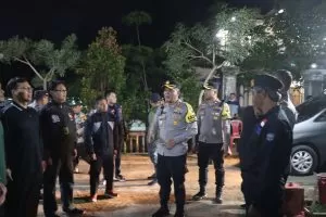 Kapolres Boyolali, AKBP Petrus Parningotan Silalahi, memimpin patroli skala besar sebagai bagian dari Operasi Mantap Brata Pemilu 2024. foto: ist