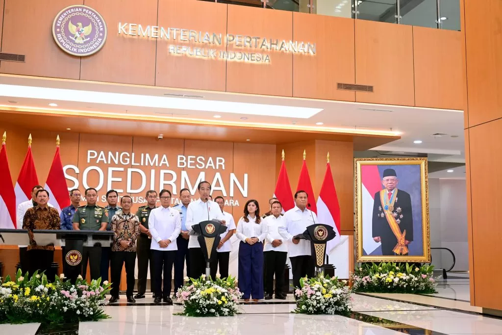 Presiden Jokowi meresmikan RS PPN Panglima Besar Soedirman dan 20 rumah sakit TNI lainnya, Senin (19/2/2024), di RS PPN Panglima Besar Soedirman, Bintaro, Jakarta. foto: ist