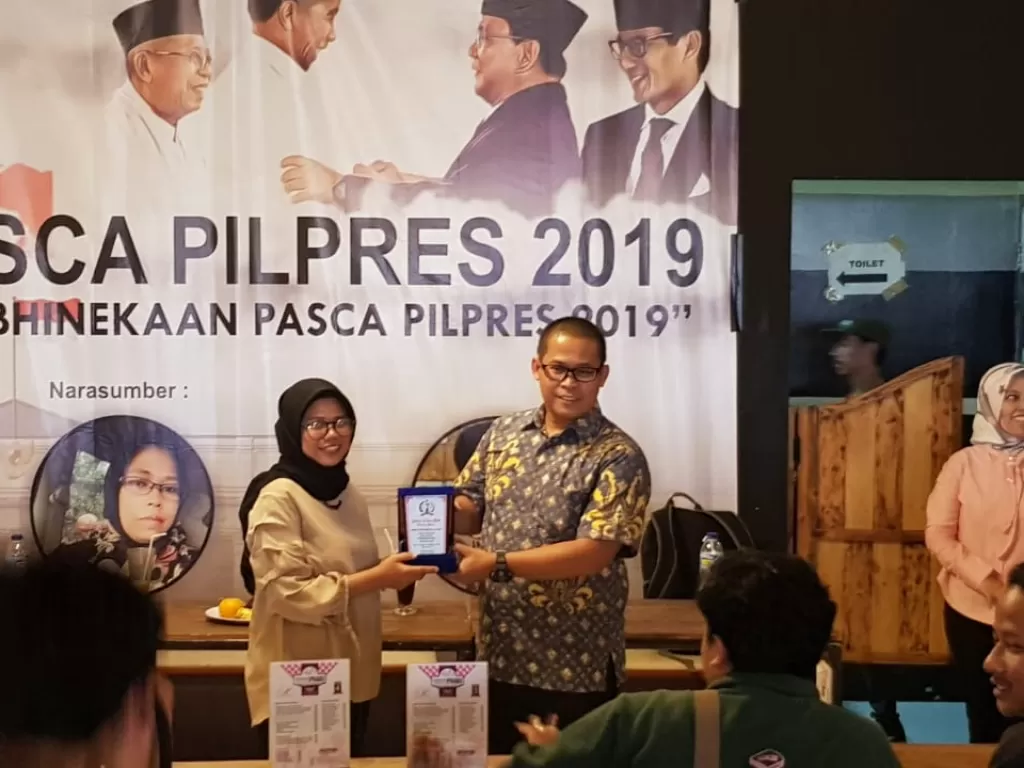 Diskusi Menjaga Kebhinekaan Pasca Pilpres 2019. (Forum Pemuda Peduli Demokrasi Wilayah Bandung)