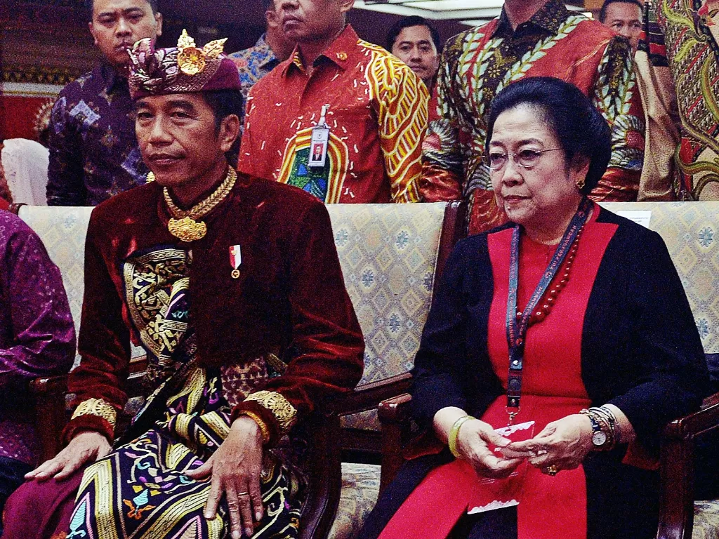 Presiden Joko Widodo dan Ketum PDIP Megawati Soekarnoputri. (ANTARA FOTO/Nyoman Budhiana)