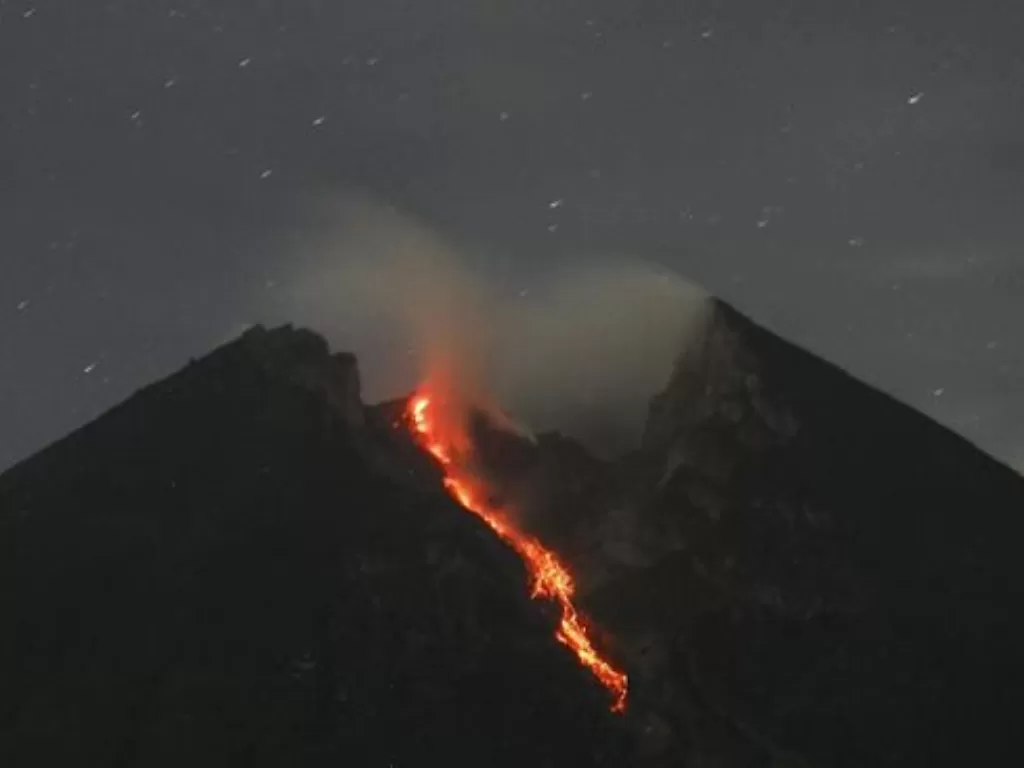 Lava Gunung Merapi (ANTARA FOTO/Hendra Nurdiyansyah).