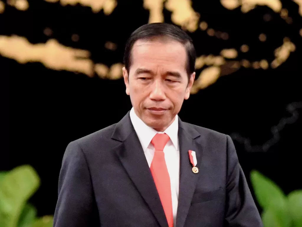 Presiden Joko Widodo bersiap memberikan keterangan pers terkait lokais Ibu Kota Negara yang baru, di Istana Negara, Jakarta, Senin (26/8). (Antara/Akbar Nugroho Gumay).