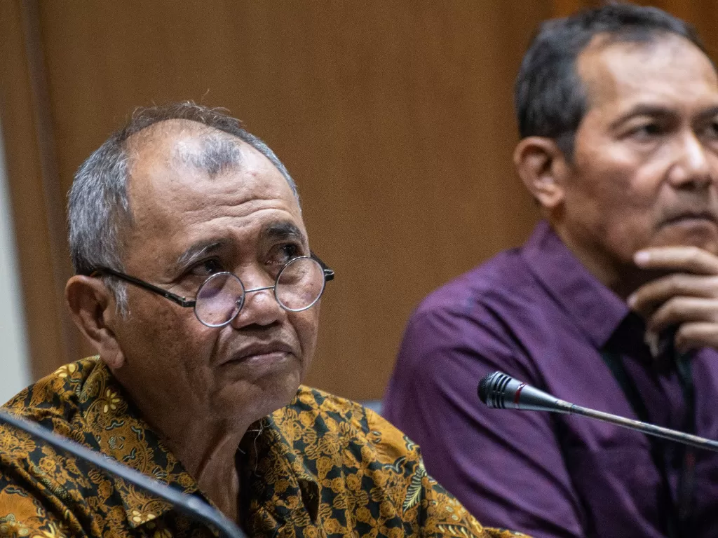  Ketua KPK Agus Rahardjo memberikan keterangan pers tentang revisi UU KPK, di Gedung KPK, Jakarta, Kamis (5/9). (Antara/Aprillio Akbar)