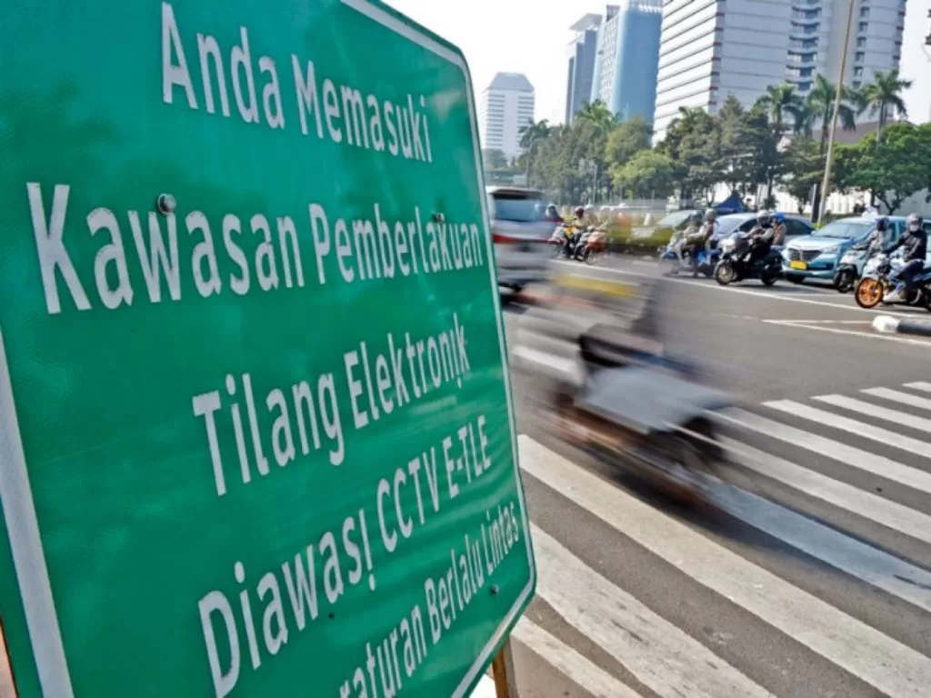Kamera ETLE untuk tilang elektronik bakal ditempatkan di 12 Koridor Transjakarta (Antara/Nova Wahyudi).