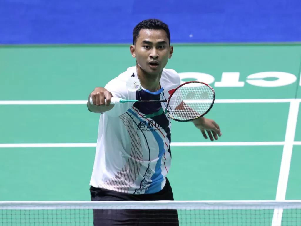 Tommy Sugiarto akan bertemu Kento Momota pada babak kedua China Open 2019. (badmintonindonesia.org)