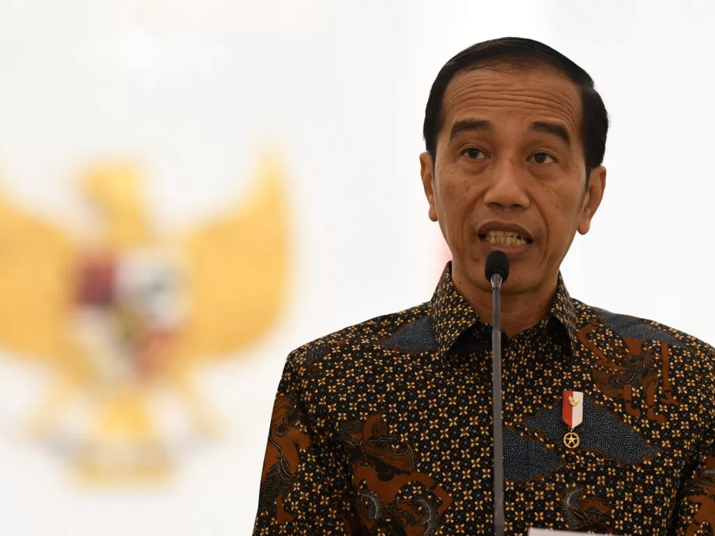 Presiden Joko Widodo memberikan keterangan pers terkait RKUHP di Istana Bogor, Jumat (20/9). (Antara/Puspa Perwitasari)