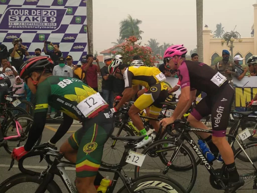 Tour de Siak etape III resmi batal karena asap kembali menebal. (Instagram/@gadgetsiak)