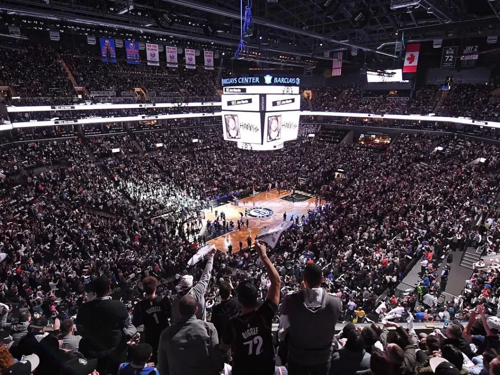Penonton Nets diperkirakan akan melonjak seiring dengan kedatangan para pemain bintang di Nets. (Instagram/@brooklynnets)