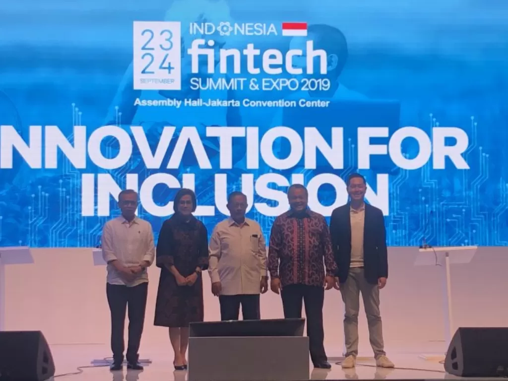 Indonesia Fintech Summit & Expo 2019 di Jakarta, Senin (23/9/2019). (ANTARA/Astrid Faidlatul Habibah)