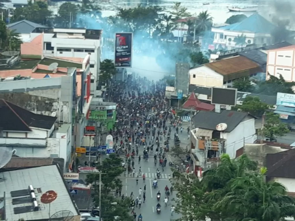 Ilustrasi kerusuhan di Papua. (Antara/Dian Kandipi)