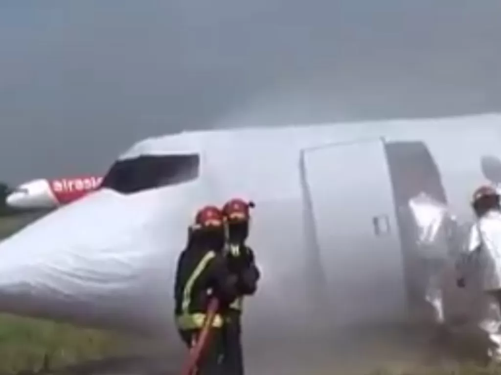 Potongan Video Simulasi Penanganan Kecelakaan Pesawat di Medan. (PT Angkasa Pura)
