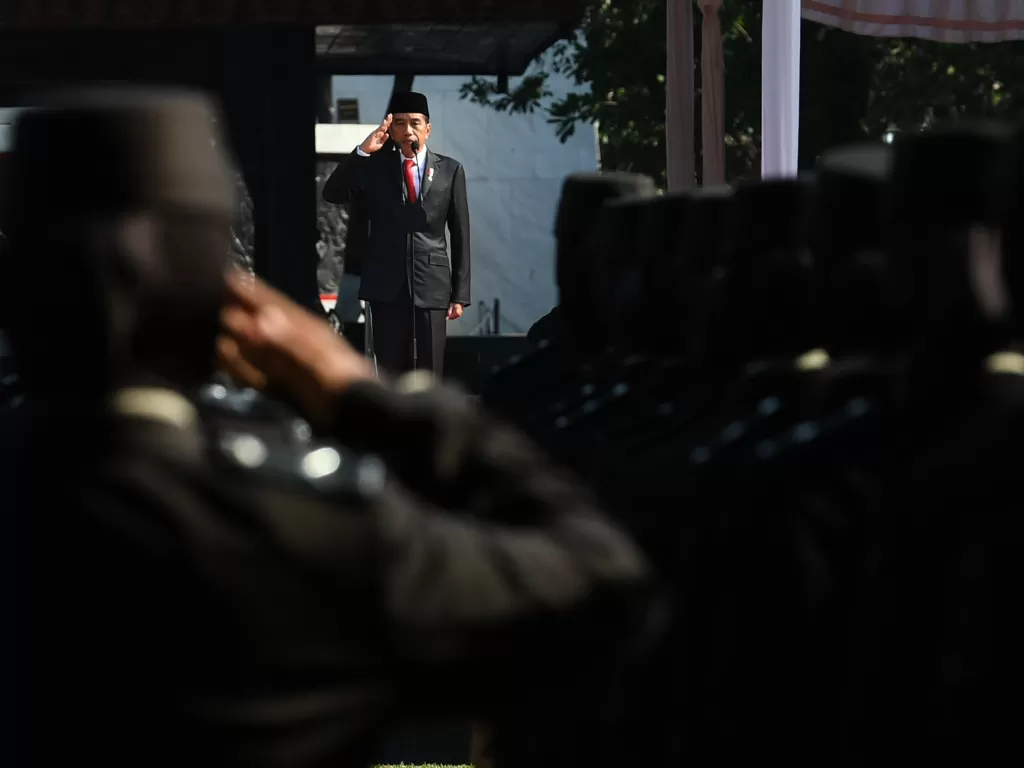 Presiden Joko Widodo selaku Inspektu Upacara Peringatan Hari Kesaktian Pancasila. (Antara Foto/Wahyu Putro)