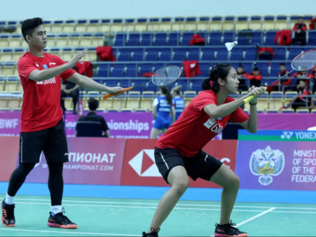 Dwiki Rafian Restu/Indah Cahya Sari Jamil membuka kemenangan Indonesia atas Spanyol di World Junior Championship. (badmintonindonesia.org)