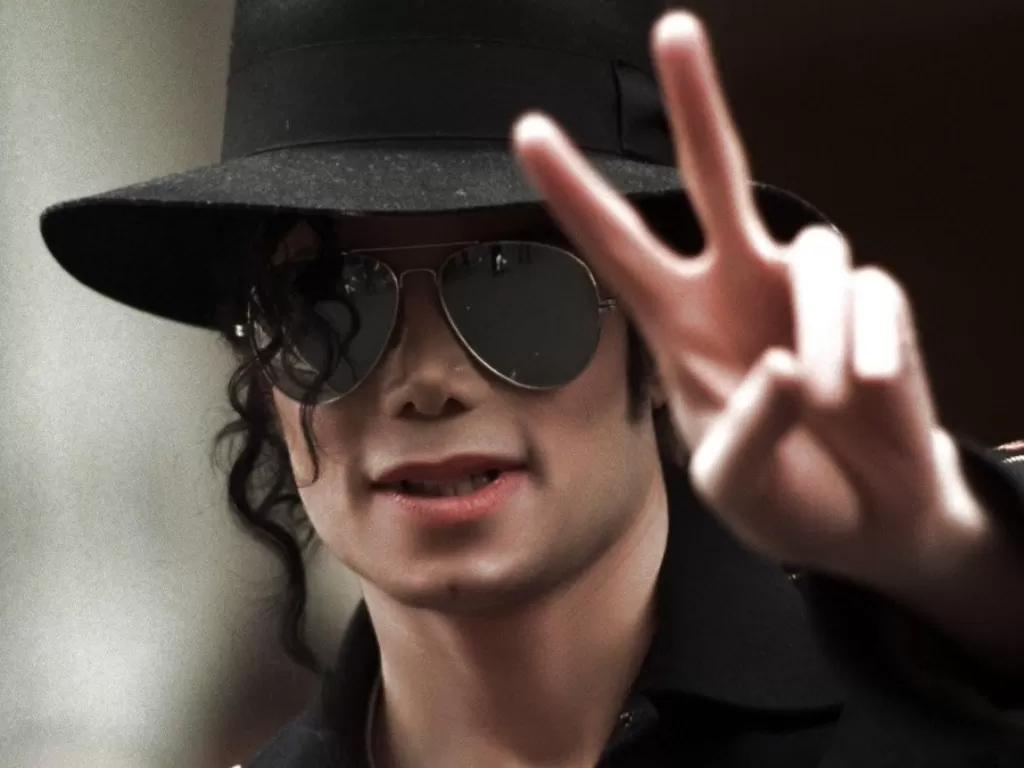 Michael Jackson (Twitter @MichaelJackson) 