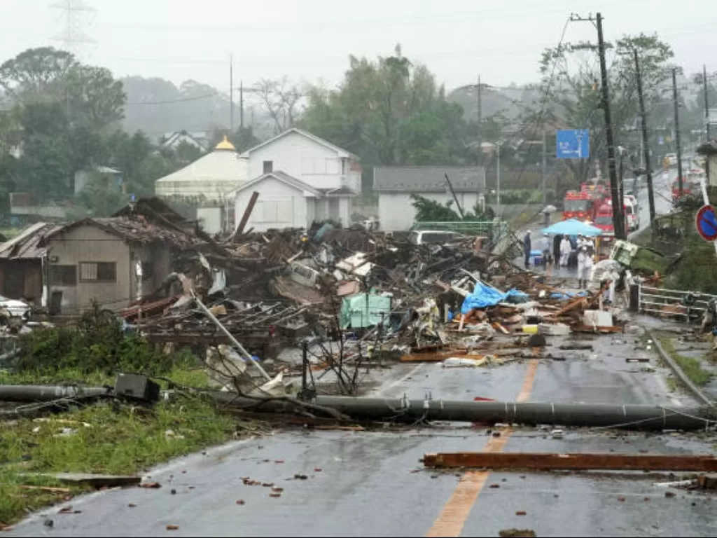 Dampak bencana Topan Hagibis yang melanda Jepang pada Sabtu (12/10). (Kyodo via Reuters)