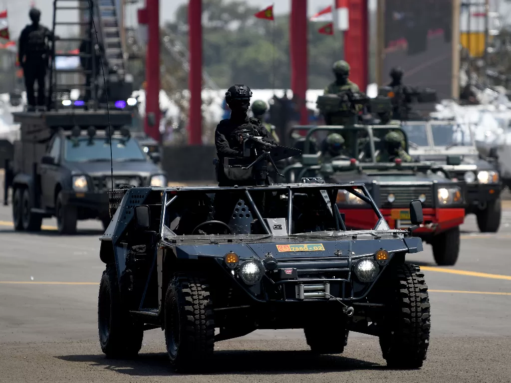 Prajurit TNI AD siap mengamankan pelantikan presiden dan wakil presiden. (Antara/M Risyal Hidayat)