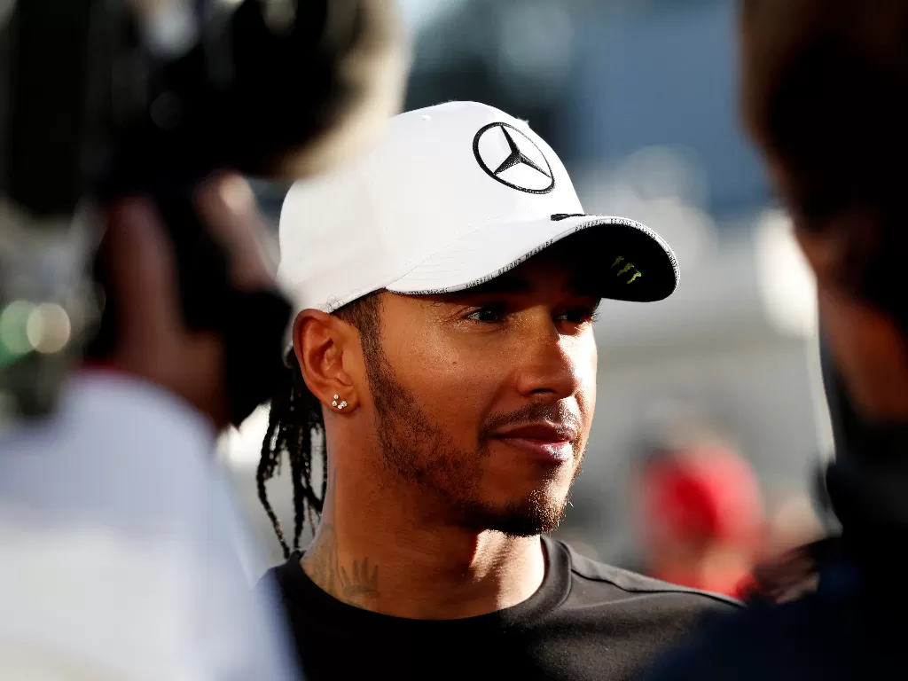Pembalap tim Mercedes, Lewis Hamilton. (Reuters/Issei Kato)