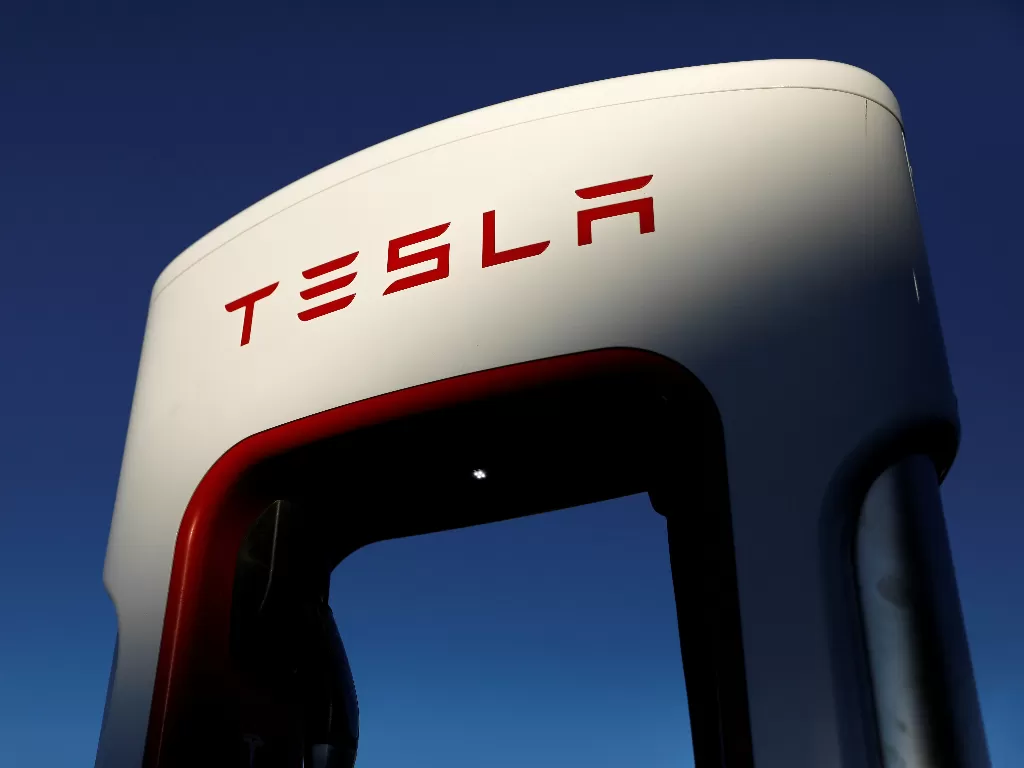 Super Chargers Tesla di Mojave, California, Amerika Serikat. (Reuters/Mike Blake)