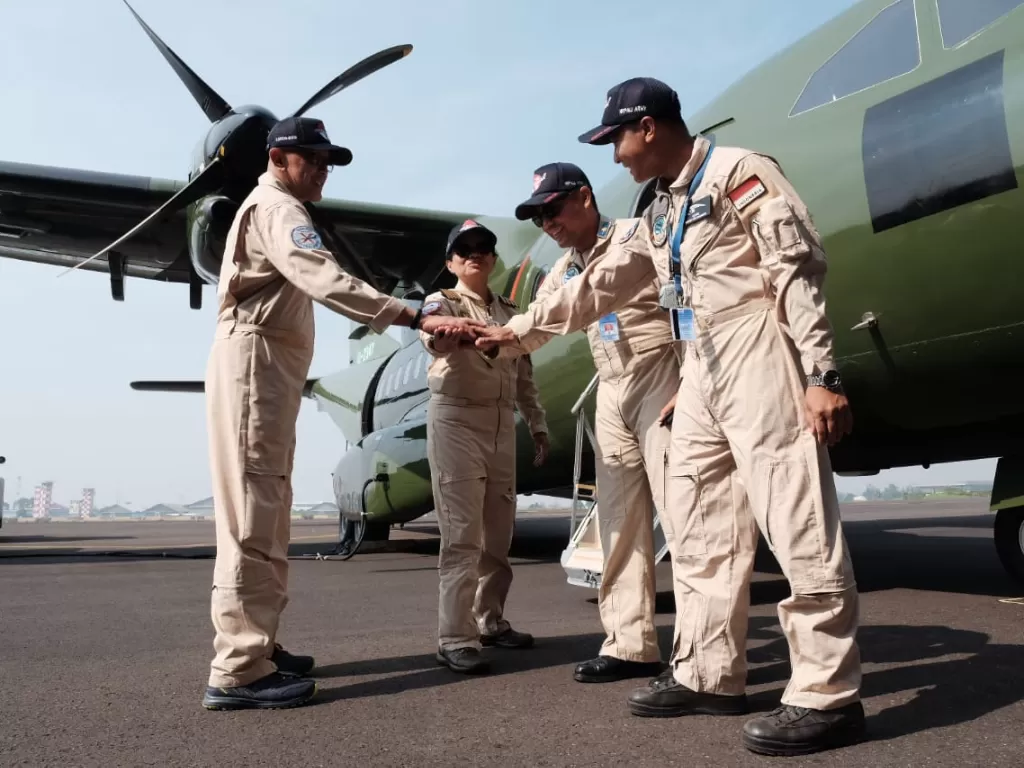 PT Dirgantara Indonesia ekspor satu pesawat tipe CN235-220 Military Transport ke Nepal untuk Nepalese Army (dok. Humas LPEI).