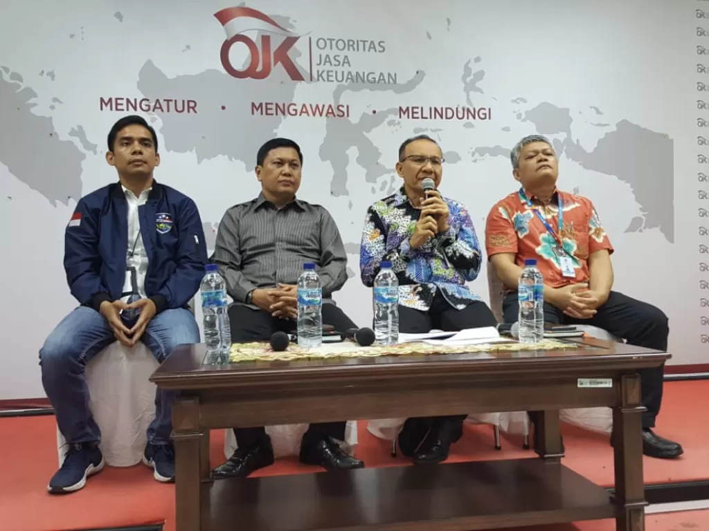 Konferensi Pers Penertiban Investasi dan Fintech Ilegal di Kantor OJK Jakarta, Kamis (31/10) (Dok. Indozone)