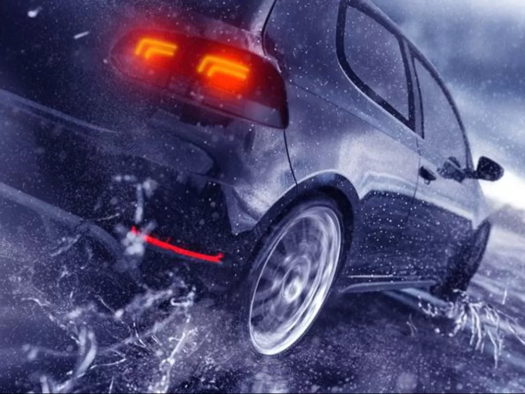 Ilustrasi mobil meberabas genangan air (Autoworks)
