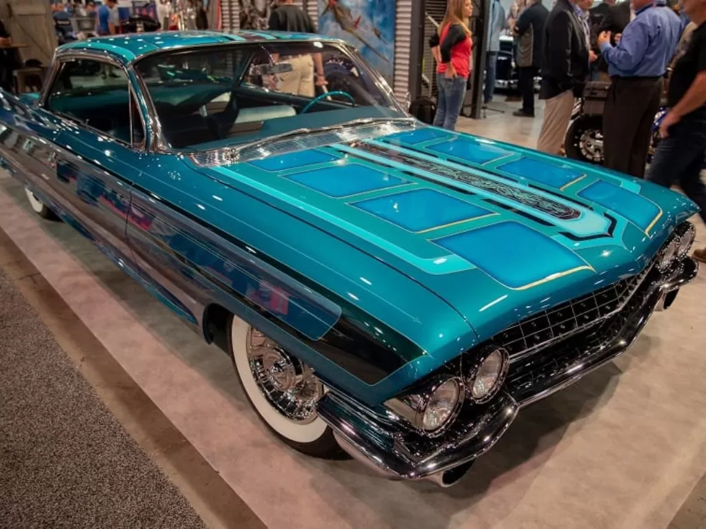 Cadillac deVille 1961 tampil menggoda. (Carscoops)