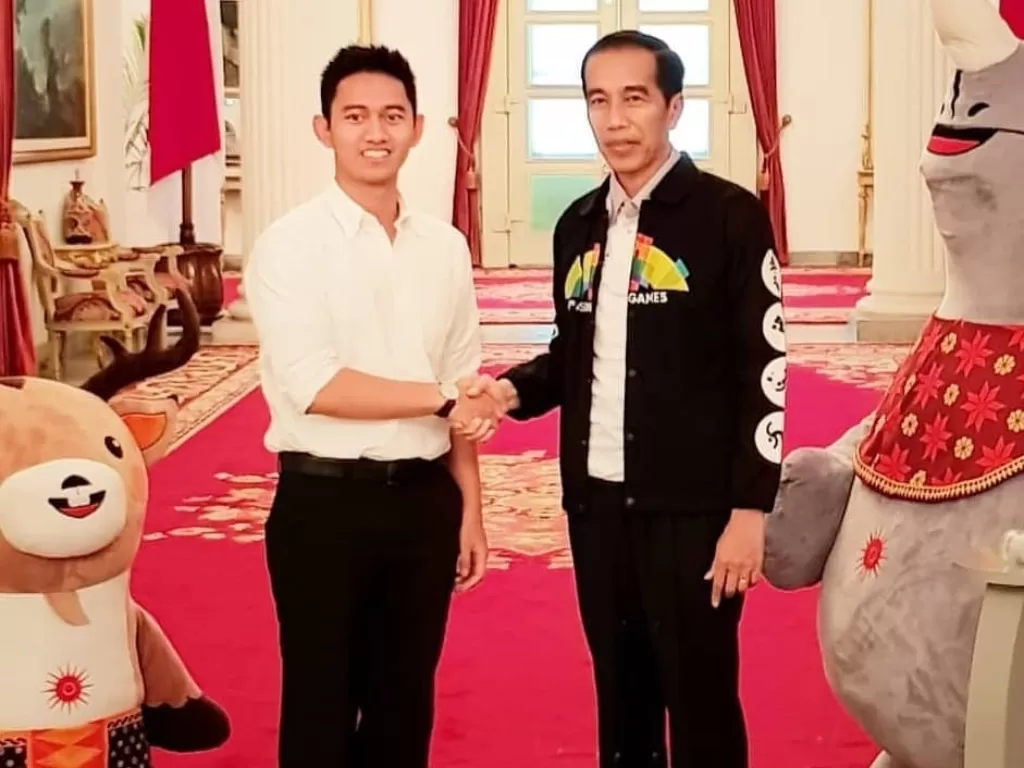 Adamas Belva Syah Devara dan Presiden Joko Widodo. (Ruangguru)