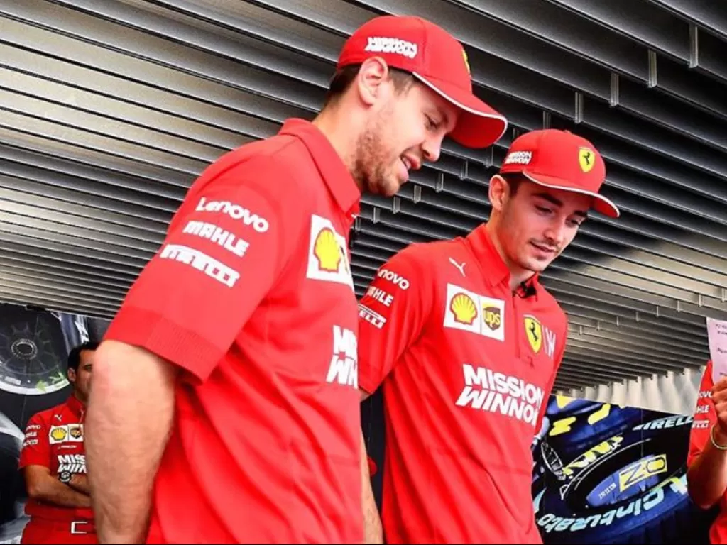 Dua pembalap Ferrari, Sebastian Vettel (kiri) dan Charles Leclerc (kanan). (Instagram/@scuderiaferrari)