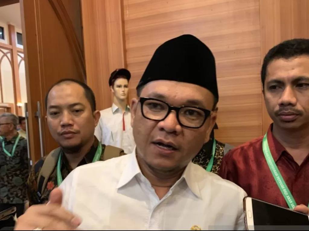 Ace Hasan Syadzily menanggapi polemik Munas Golkar Bamsoet-Airlangga Hartarto (Antara/Hanni Sofia).