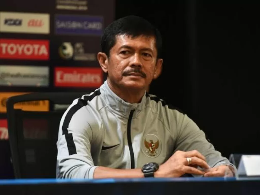 Pelatih timnas Indonesia U-23, Indra Sjafri, memberi selamat kepada Vietnam yang meraih emas SEA Games 2019 (Antara).