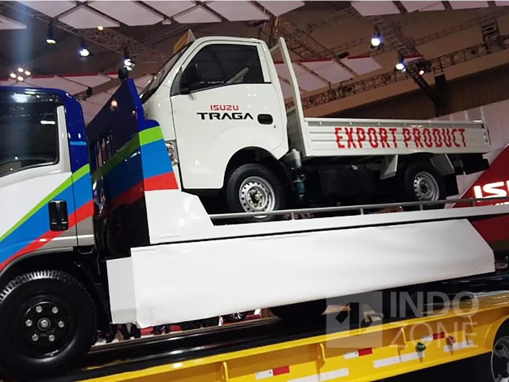 Model ekspor Isuzu Traga saat dipajang di pameran (Indozone/Wilfridus Kolo)