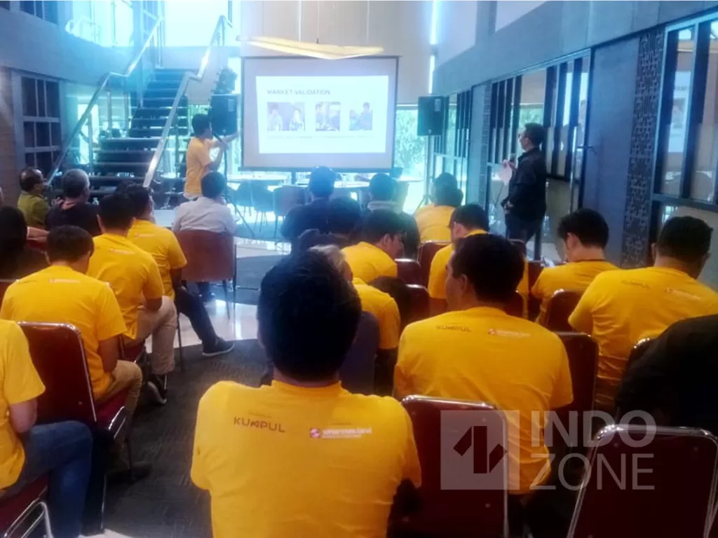 Presentasi salah satu peserta startupweekend Indonesia BSD. (Indozone/Wilfridus Kolo)