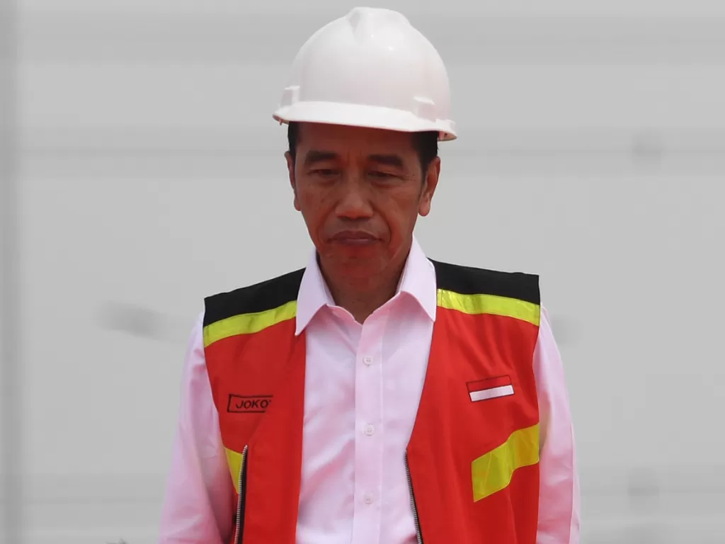 Presiden Jokowi bakal meminta KPK turun tangan mengawasi proyek pembangunan kilang minyak yang mandek (Antara/Akbar Nugroho Gumay).