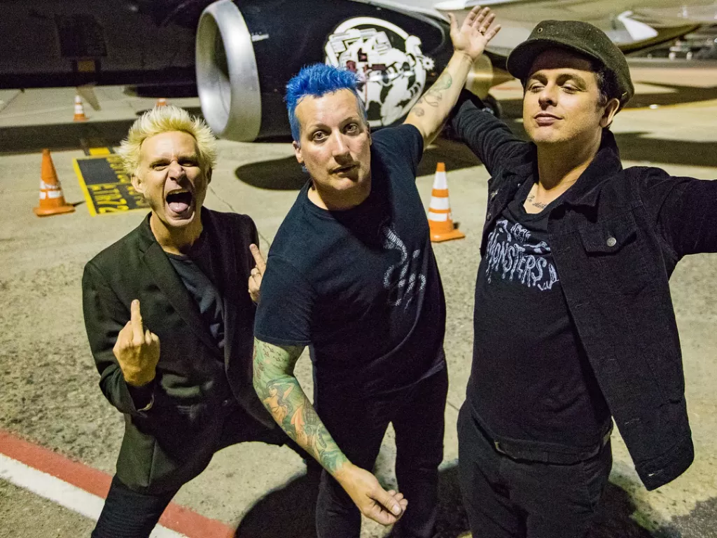 Green Day donasikan dana bantu perbaiki venue musik yang rusak (Twitter @GreenDay)