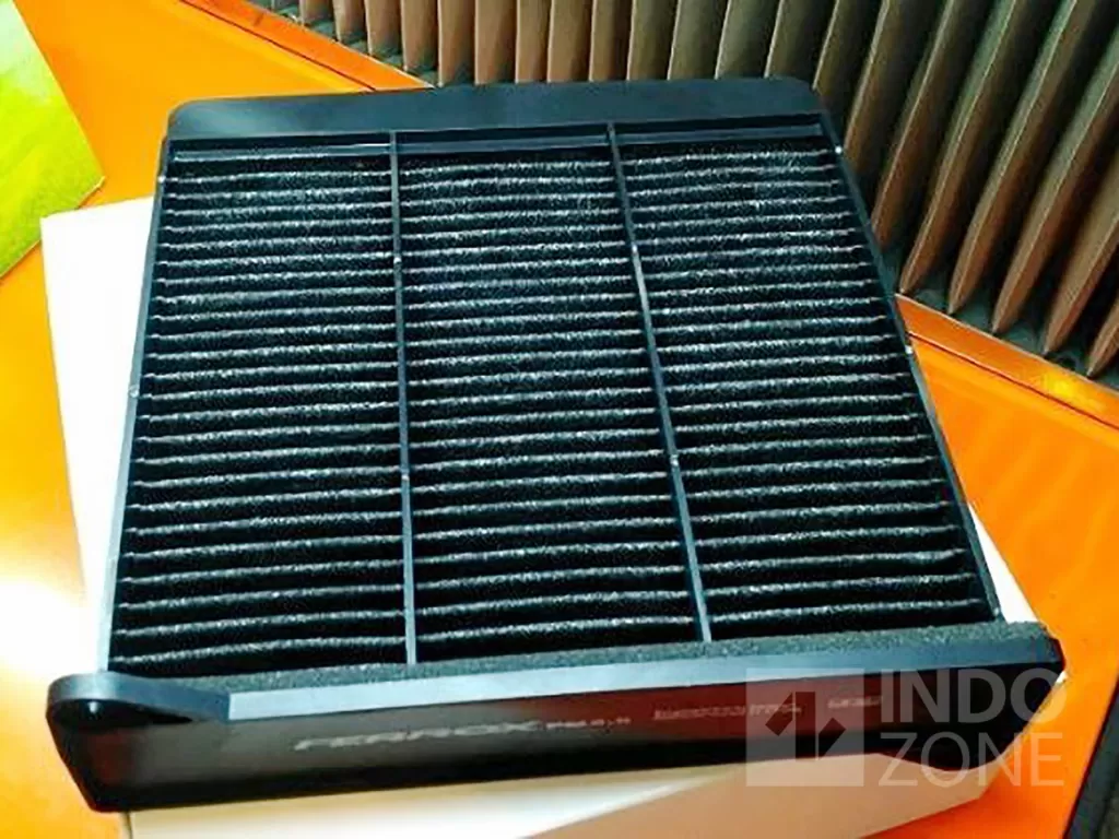 Filter AC Ferrox PM 2.5 dari Carbon Fiber (Indozone/Wilfridus Kolo)