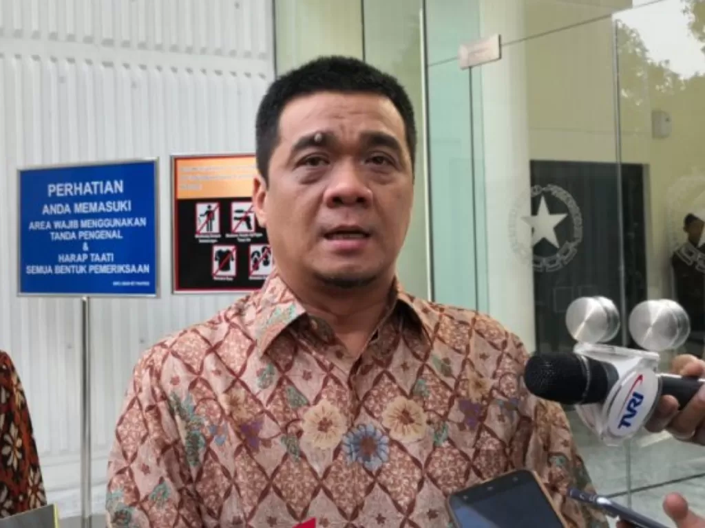 Ketua DPP Partai Gerindra Ahmad Riza Patria santer bakal menjadi Wakil Gubernur (Wagub) DKI Jakarta. Namun, PKS menolak (Antara/Fransiska Ninditya).