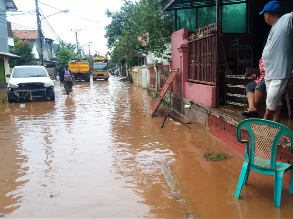 Perumahan Ciledug Indah I, masih terendam banjir. (Indozone/Wilfridus Kolo)