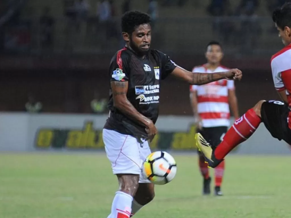 Pemain baru Borneo FC, Imanuel Wanggai. (Dok. Liga Indonesia)