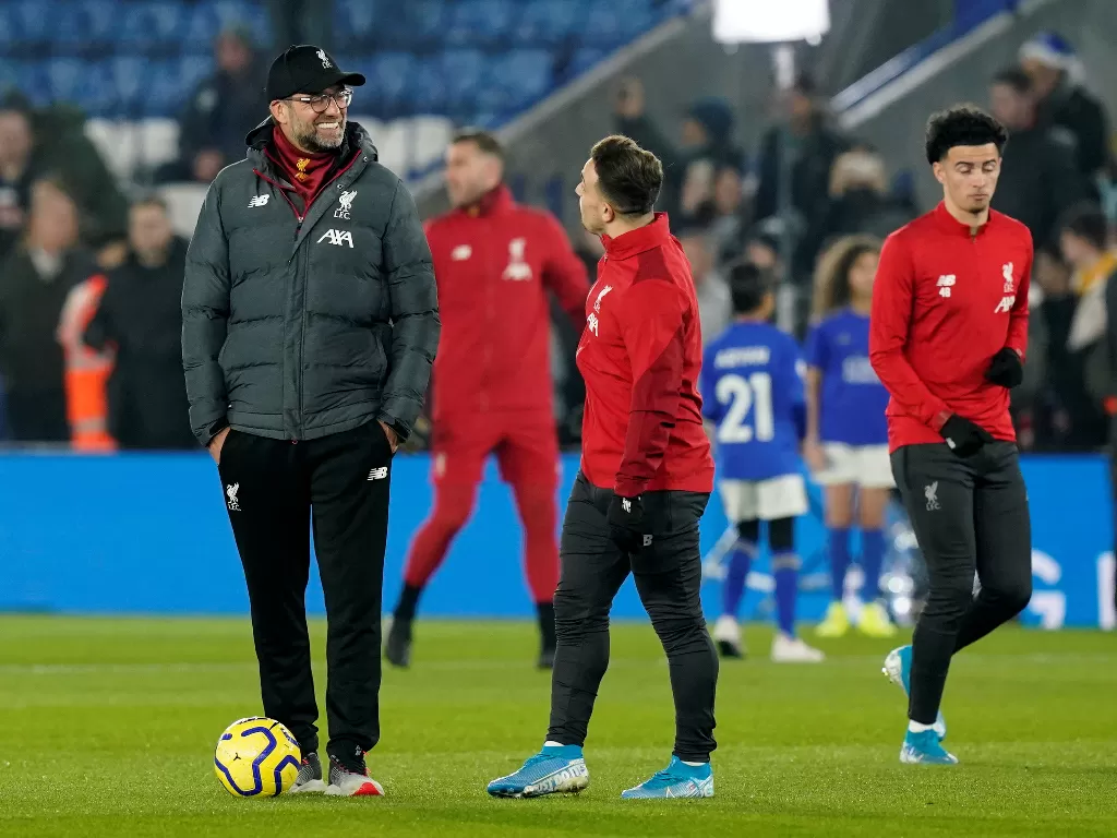 Xherdan Shaqiri bersama pelatih Liverpool, Juergen Klopp. (REUTERS/Andrew Yates)