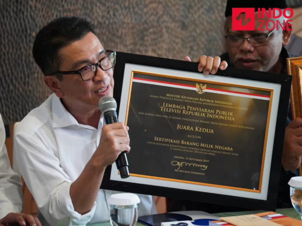 Helmy Yahya membeberkan prestasinya selama menjadi Dirut TVRI kepada wartawan di Jakarta, Jumat (17/1/2020). (INDOZONE/Arya Manggala)