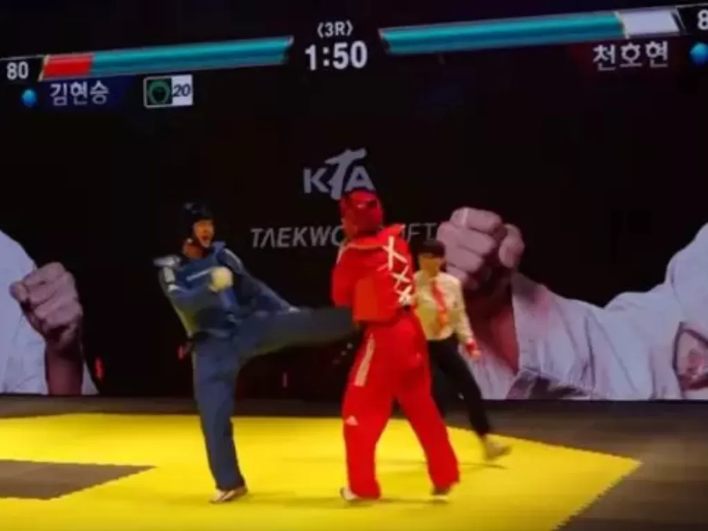 Pertarungan Taekwondo dengan memakai sistem Life Bar (photo/YouTube/TKDNEWS)