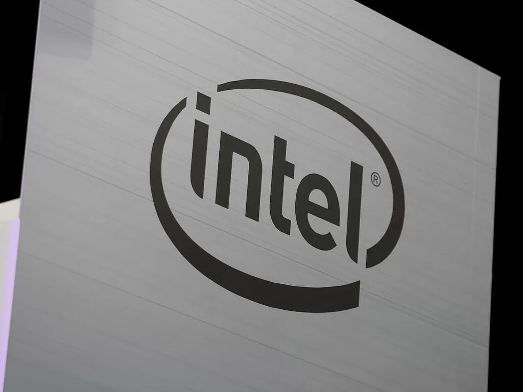 Logo perusahaan Intel (photo/REUTERS/Mike Blake)