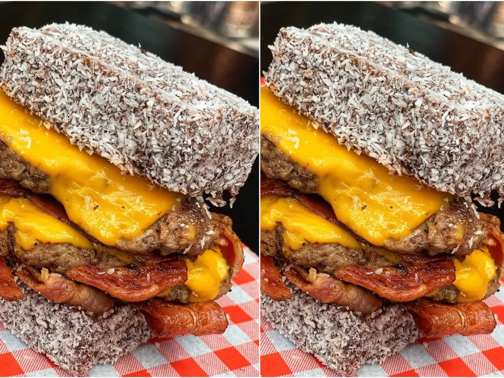 Burger unik dengan roti bun berasal dari kue lamington khas Australia. (Instagram/cw175)