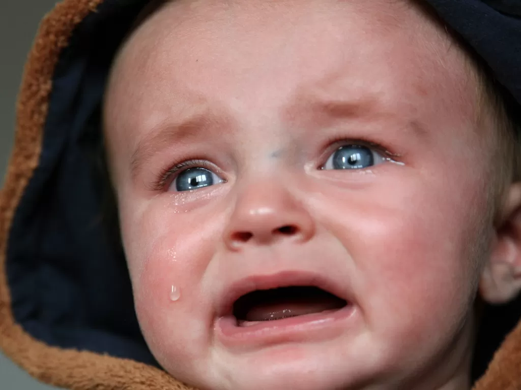 Ilustrasi anak bayi yang menangis setelah mengalami luka bakar. (photo/Ilustrasi/Pexels/Pixabay)