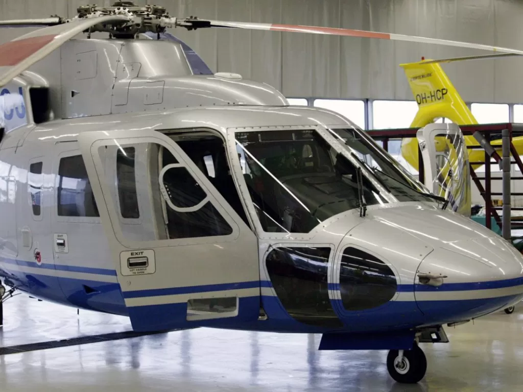 Ilustrasi helikopter Sikorsky S-76 seperti yang ditumpangi Kobe Bryant. (REUTERS/Kalle Parkkinen)
